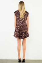Load image into Gallery viewer, Brown Silk Leopard Print Dress (THML)