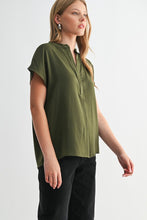 Load image into Gallery viewer, Satin V-Neck SS Top Olive