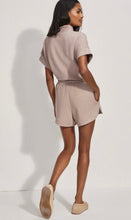 Load image into Gallery viewer, Varley Taupe Marl Ollie High Rise Short 3.5