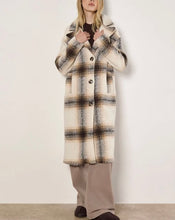 Load image into Gallery viewer, Cream/Brown Large Scaled Check Oversized Coat