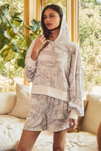 Load image into Gallery viewer, Camo Leaves Lightweight Hoodie w/ Shorts Set