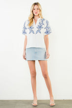 Load image into Gallery viewer, White Puff Slv Blue Floral Embroidery V-Neck Top (THML)