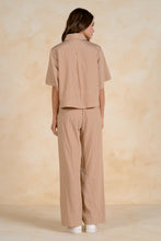 Load image into Gallery viewer, Tan Striped SS Button Down Top