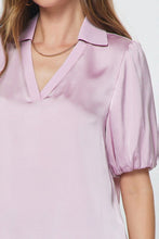 Load image into Gallery viewer, Pink Satin Puff Half Slv V-Neck Blouse