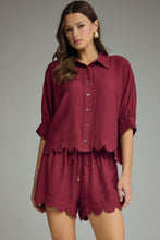Load image into Gallery viewer, Maroon SS Button Down Scallop Hem Top
