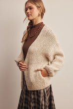 Load image into Gallery viewer, Oatmeal Cozy Balloon Slv Cardigan