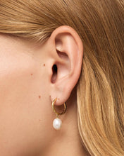 Load image into Gallery viewer, Ana Luisa Pearl Hoops- Medium Frida