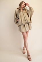 Load image into Gallery viewer, Taupe Satin Puffed Bomber Jacket