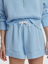 Load image into Gallery viewer, Varley Barnes HR Short 4.5-Airy Blue