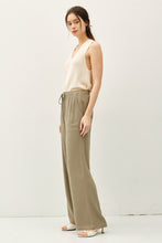 Load image into Gallery viewer, Khaki Wide Leg Linen Pants w/ Elastic Waist