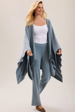Load image into Gallery viewer, Barefoot Dreams CCL Weekend Wrap- Blue Aura