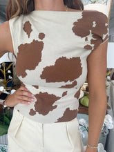 Load image into Gallery viewer, Cream/Brown Animal Print Sweater Top