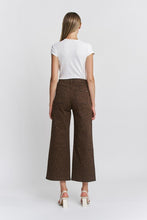 Load image into Gallery viewer, Earth Leopard HR Crop Wide Leg Patch Pocket Jean