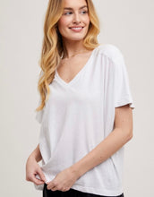 Load image into Gallery viewer, White Linen V-Neck Dolman Slv Tee