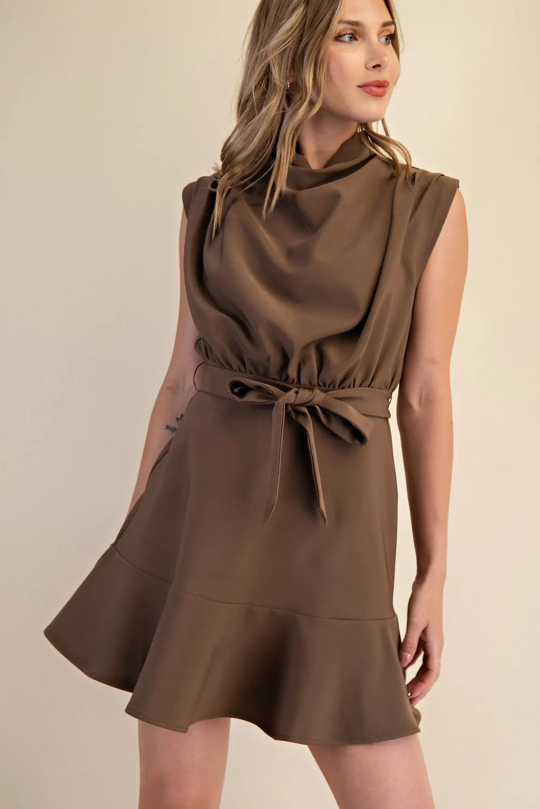 Mock Neck Slvls Tie Front Dress Mocha