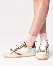 Load image into Gallery viewer, Oncept Phoenix Sneaker Leopard Multi