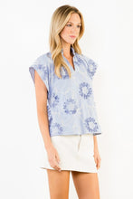 Load image into Gallery viewer, Blue Slvls Stripe Top w/ Ribbon Details (THML)