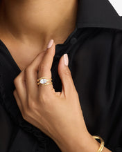 Load image into Gallery viewer, Melinda Maria She’s On Point Lasso Ring