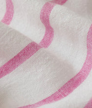 Load image into Gallery viewer, Z Supply The Perfect Line Short- Spanish Rose