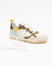 Load image into Gallery viewer, Oncept Phoenix Sneaker Leopard Multi