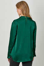 Load image into Gallery viewer, Green French Cuff Silky Blouse