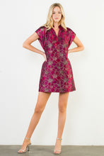 Load image into Gallery viewer, Magenta Floral Print SS V-Neck Dress (THML)