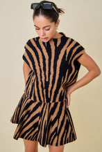 Load image into Gallery viewer, Brown/Black Tiger Print Sweater Top