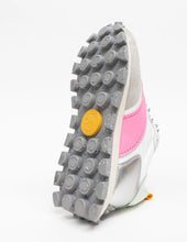 Load image into Gallery viewer, Oncept Osaka Pink Shockwave Sneaker