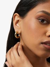 Load image into Gallery viewer, Ana Luisa Small Gold Hoop Earrings- Tia Mini