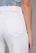 Load image into Gallery viewer, Hidden White Cropped Wide Leg Nori Jean