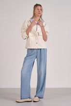Load image into Gallery viewer, Natural/Denim Frnt Pocket Jacket