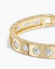 Load image into Gallery viewer, Melinda Maria Ashley Rodeo Lock Cuff 9mm-Gold/White