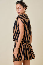 Load image into Gallery viewer, Brown/Black Tiger Print Sweater Top