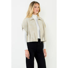 Load image into Gallery viewer, Cream Leather Zip Up Slvls Jacket (THML)