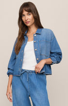 Load image into Gallery viewer, Z Supply Dreamstate Erin Denim Jacket