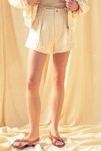 Load image into Gallery viewer, Ecru Floral Jacquard Pleated Shorts