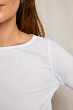Load image into Gallery viewer, Perfect White Tee White Crispy Cotton LS Cuffed Top