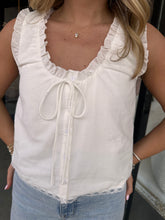 Load image into Gallery viewer, Off White Button Lace Trim Top