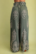 Load image into Gallery viewer, Olive Metallic Embroidery Wide Leg Pants