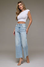 Load image into Gallery viewer, Hidden Lt. Wash Wide Leg Denim Jean