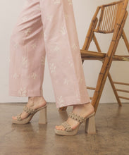 Load image into Gallery viewer, Taupe Braided Platform Heel
