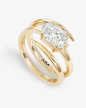 Load image into Gallery viewer, Melinda Maria She’s On Point Lasso Ring