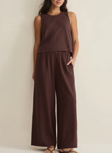 Load image into Gallery viewer, Z Supply Choc Cherry Sloane Linen Top