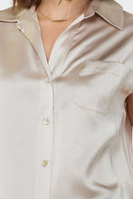 Load image into Gallery viewer, Champagne 100% Silk Cap Slv Button Down Blouse