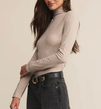 Load image into Gallery viewer, Z Supply Natural Heather Lira Top