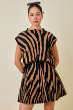 Load image into Gallery viewer, Brown/Black Tiger Print Sweater Top