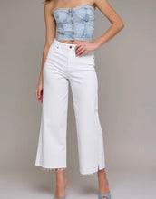 Load image into Gallery viewer, Hidden White Cropped Wide Leg Nori Jean
