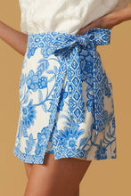 Load image into Gallery viewer, White/Blue Printed Skort