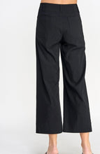 Load image into Gallery viewer, Black Pocket Detail Pants