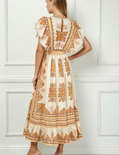 Load image into Gallery viewer, Cream Printed Flutter Slv Maxi Dress